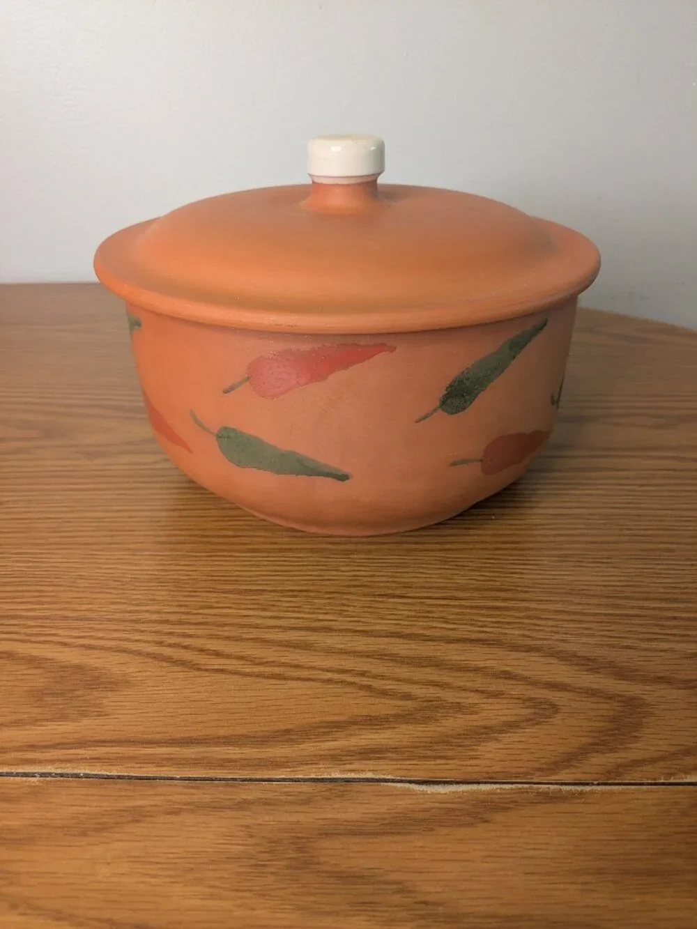 vintage vale do sol potugal pottery covered dish bowl hand painted chiles  measu
